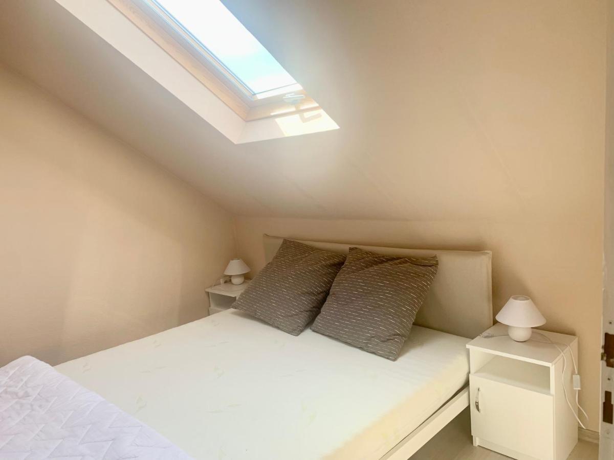 Lelle -Kert Apartman 03 Balatonlelle Εξωτερικό φωτογραφία